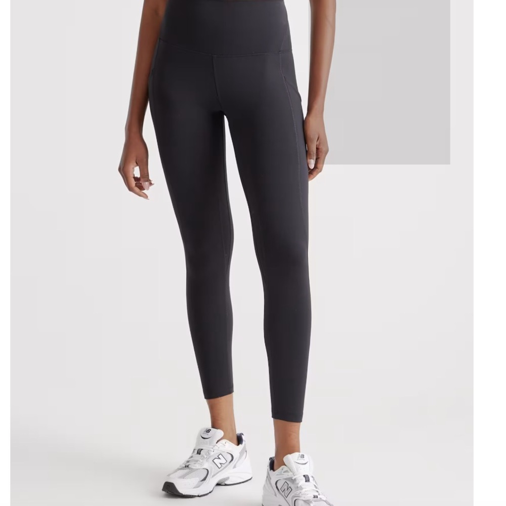 Quince Black Leggings. NWTs. Size M